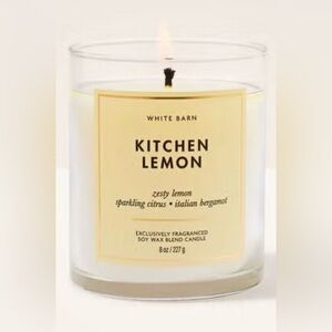 🍋 NEW 🍋 White Barn/Bath & Body Works Kitchen Lemon Candle